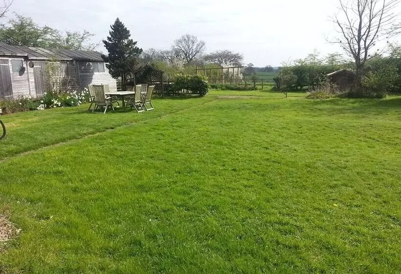 مبيت وإفطار Beoley Lodge