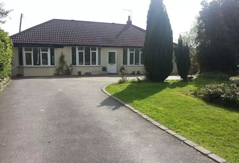 مبيت وإفطار Beoley Lodge