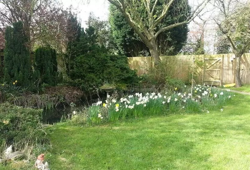 مبيت وإفطار Beoley Lodge