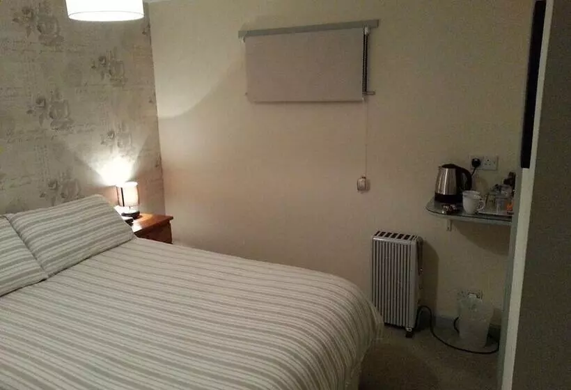 مبيت وإفطار Beoley Lodge