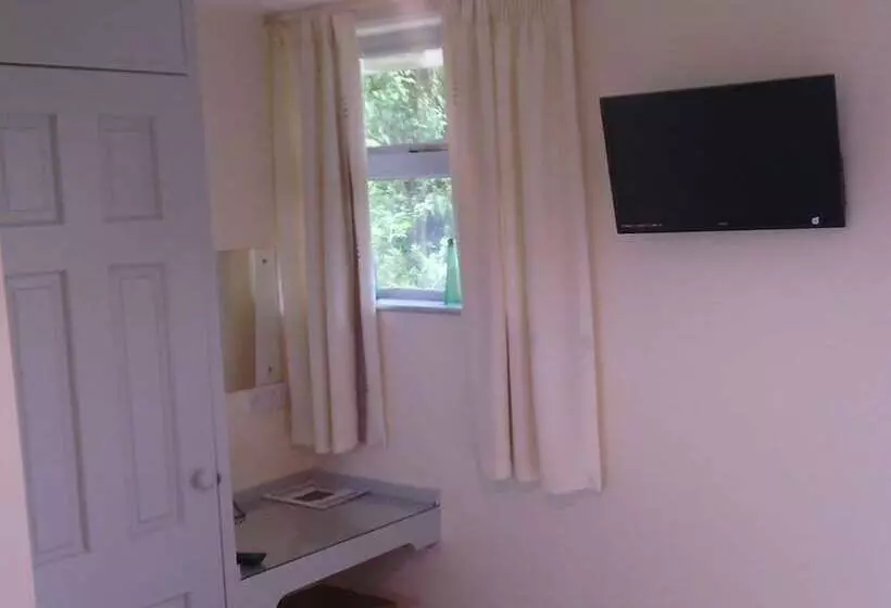 مبيت وإفطار Beoley Lodge