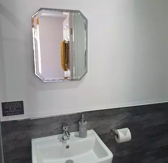 Bed and Breakfast Bowness Guest House