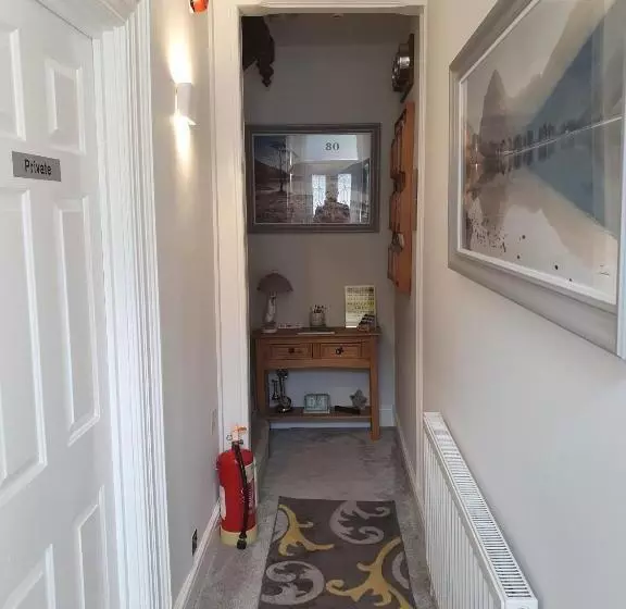 Bed and Breakfast Bowness Guest House