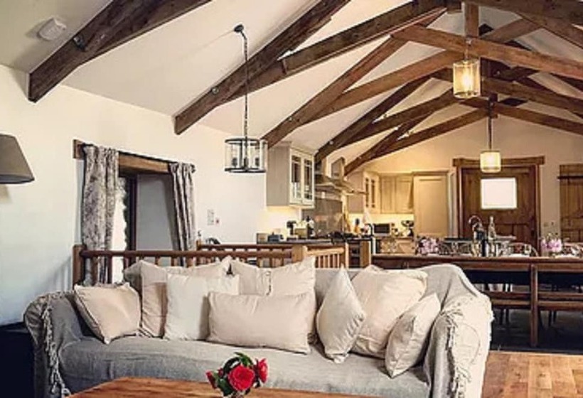 צימר Burton Farmhouse