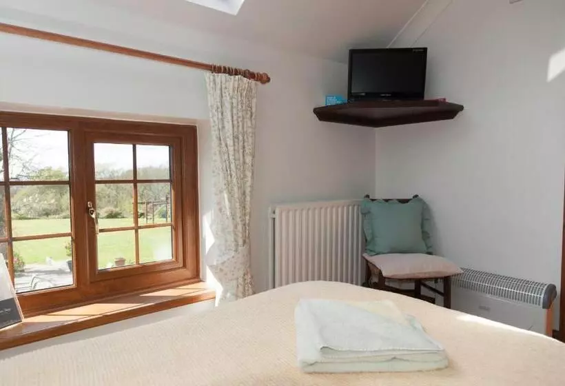 Bed and Breakfast Burton Farmhouse