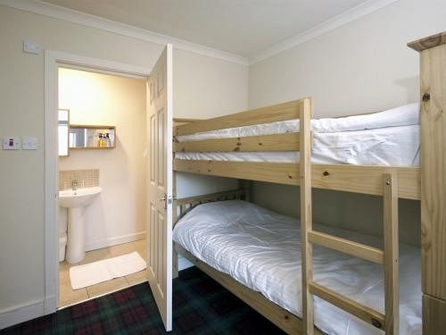 ベッドアンドブレックファースト Palombos Of Balloch