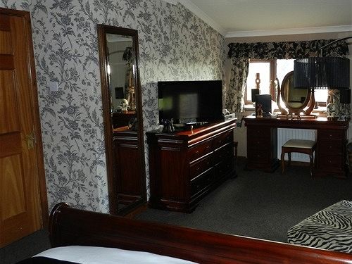 住宿加早餐  The Old School