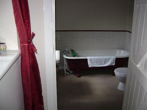 Tinkers Furze Bed And Breakfast