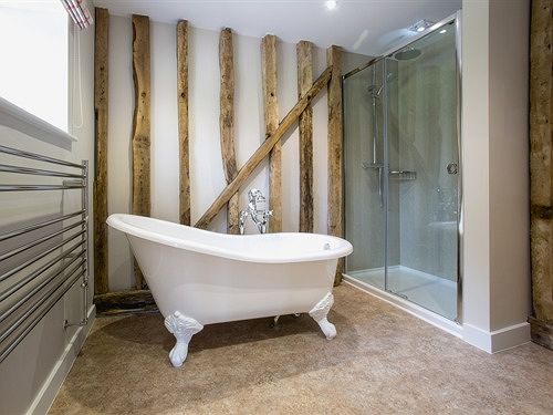 住宿加早餐  Trustans Barn