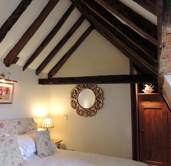 مبيت وإفطار Willow Tree House