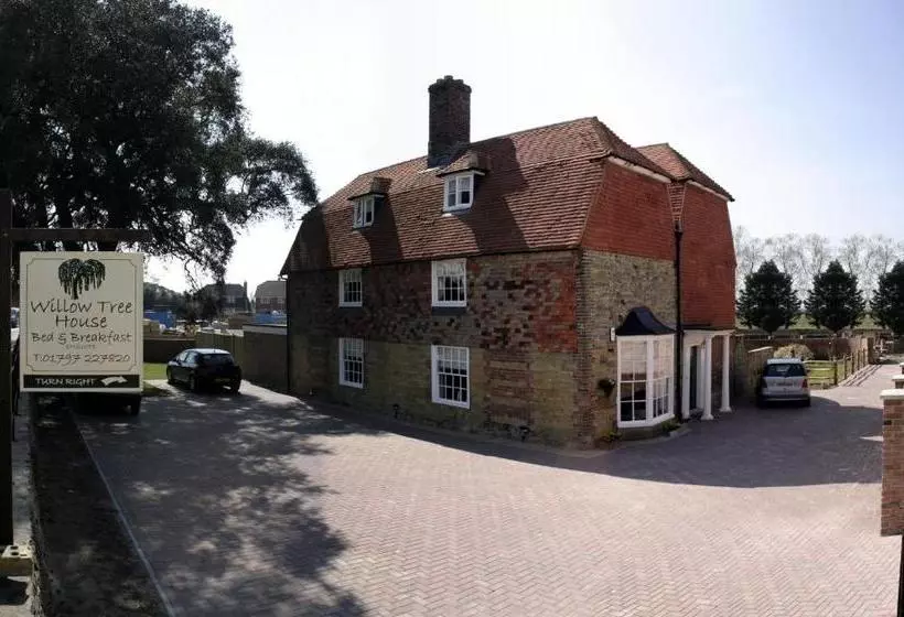 민박 Willow Tree House