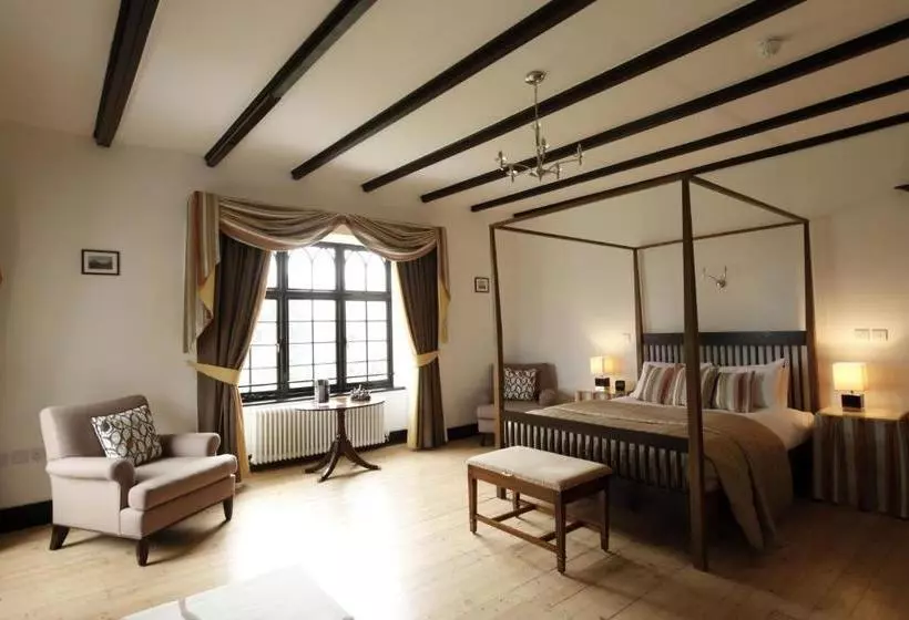 Hotelli Achnagairn Castle