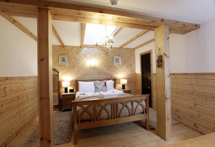 Отель Achnagairn Castle