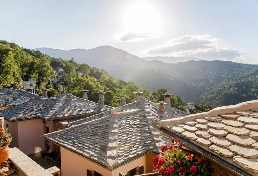 Отель Lions Nine