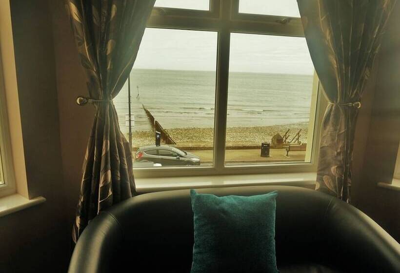 בית מלון כפרי Shoreside Inn