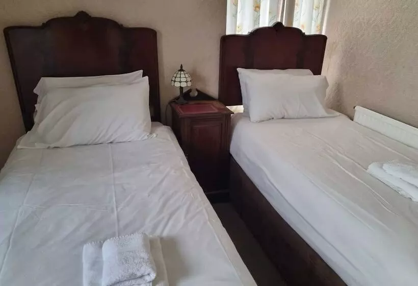 The Station Hotel Penrith