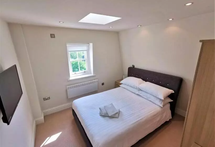 Hotel The Clarendon Royal