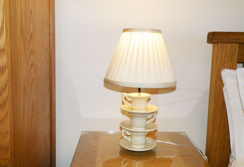 酒店 The Fountain Licensed B&b