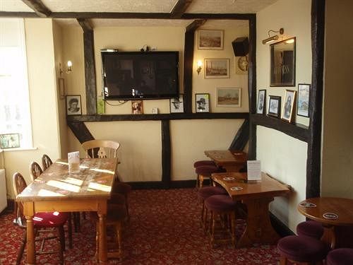 فندق The Mucky Duck Inn