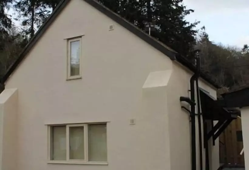 בית מלון כפרי We Three Loggerheads