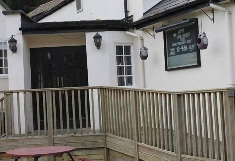 בית מלון כפרי We Three Loggerheads