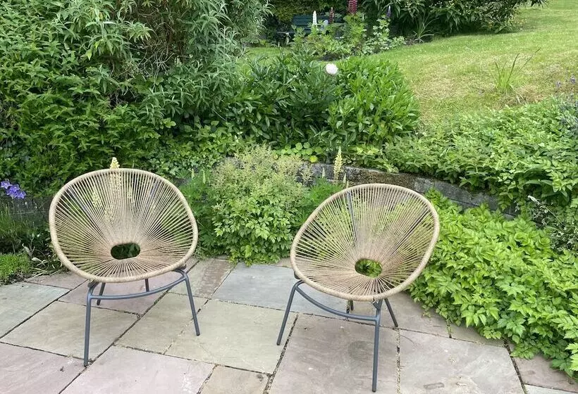 פנסיון Castlecroft Bed And Breakfast