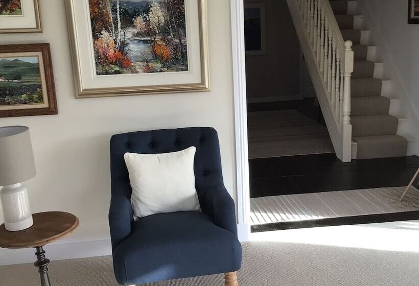 펜션 Castlecroft Bed And Breakfast