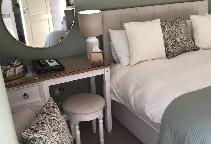 펜션 Castlecroft Bed And Breakfast