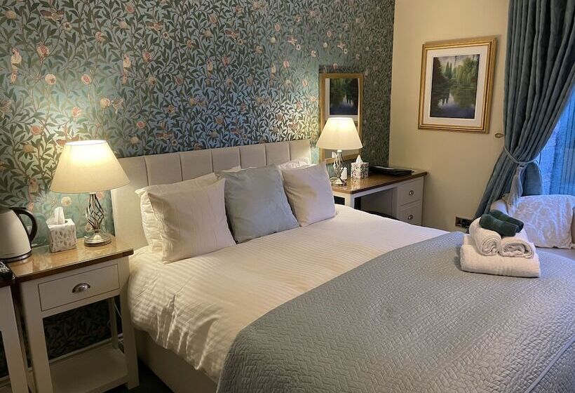 펜션 Castlecroft Bed And Breakfast