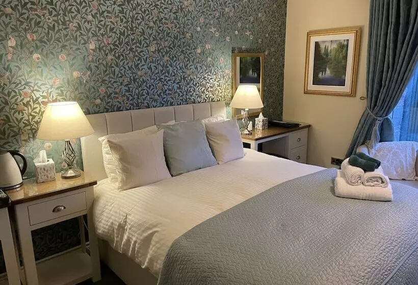 פנסיון Castlecroft Bed And Breakfast