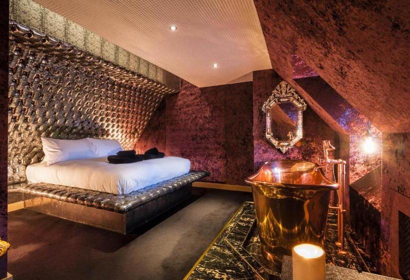 膳宿费 Crazy Bear  Stadhampton