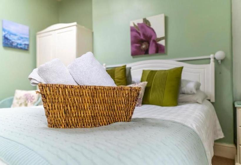 Pensão Headland View B&b