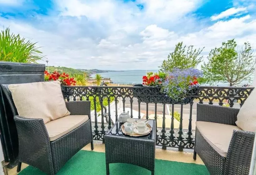 Pensió Headland View B&b