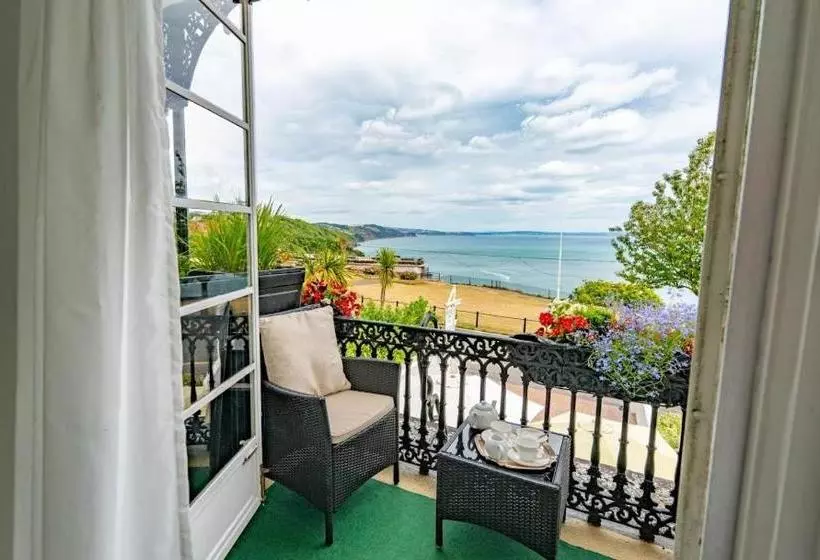 Pensió Headland View B&b