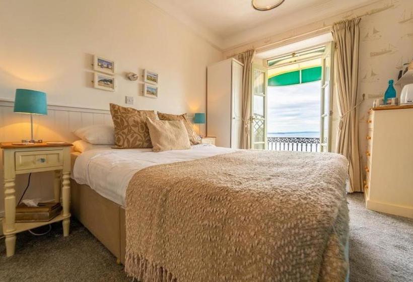 Pensão Headland View B&b