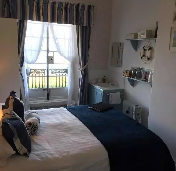 Pensió Headland View B&b