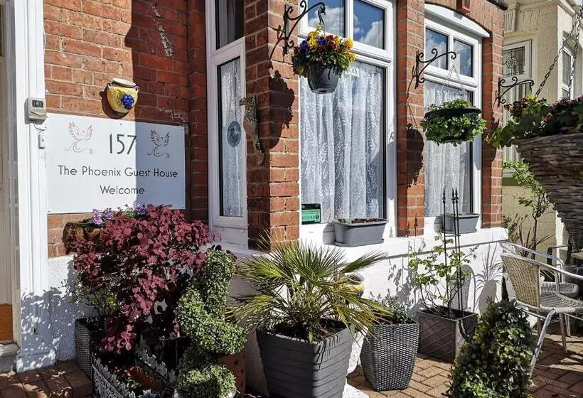 Пансион The Phoenix Guest House