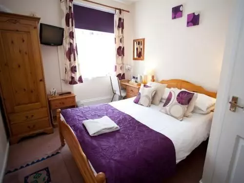 Pensão The Witney Guest House