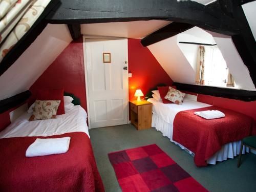 بنسيون The Witney Guest House