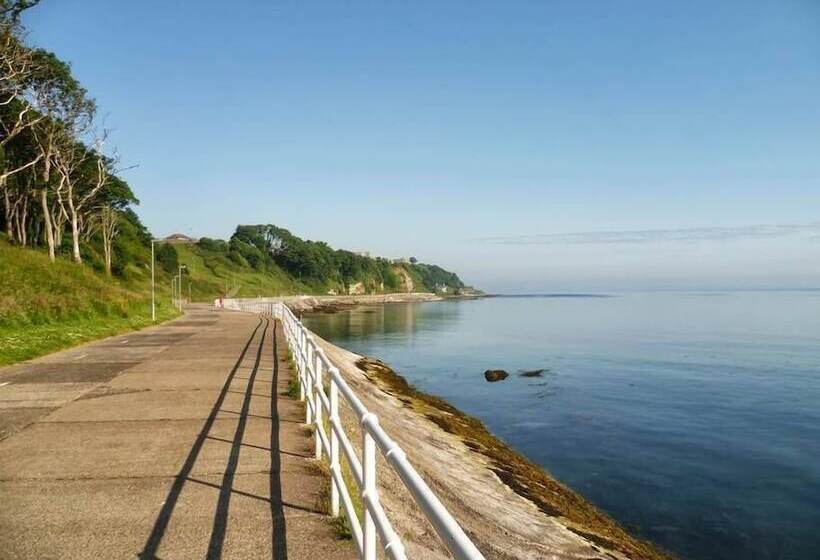 Seaview House Bed And Breakfast