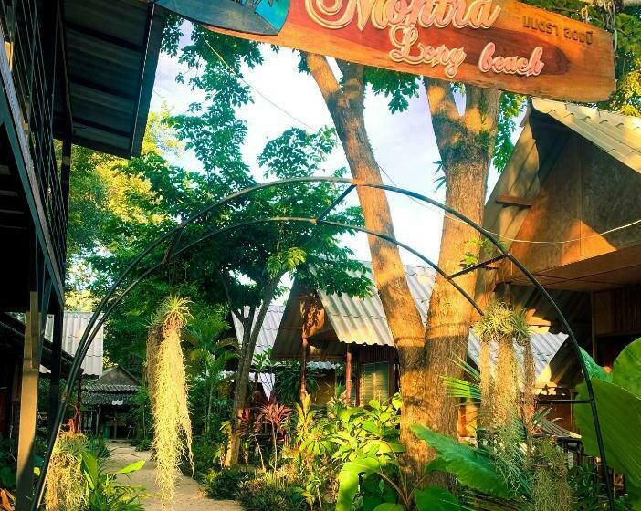 پانسیون Montra Long Beach Bungalows