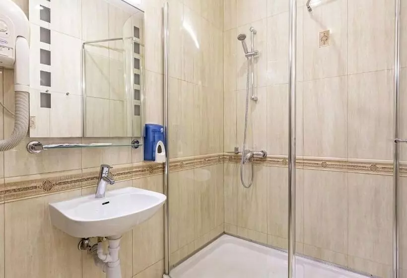 Alex Hotel On Marata 73