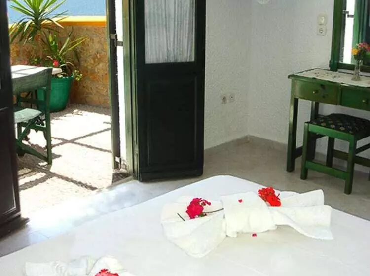 Finiki View Hotel Apartments