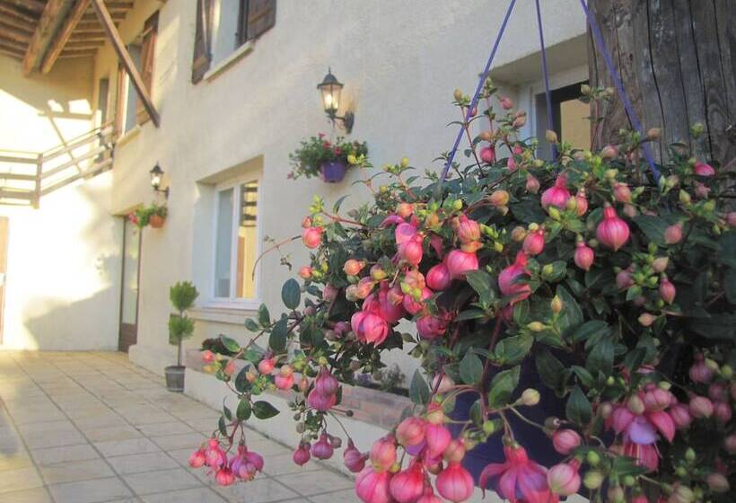 فندق Auberge Du Balestié