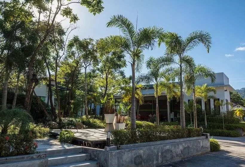 ホテル Baan Armeen Cottage