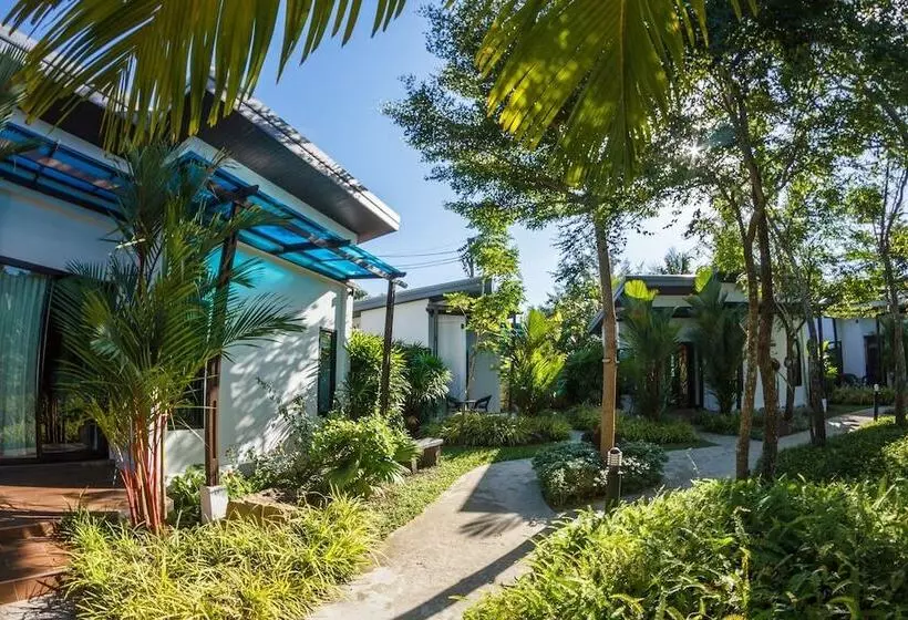 ホテル Baan Armeen Cottage