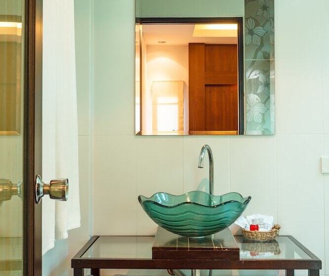 ホテル Baan Armeen Cottage