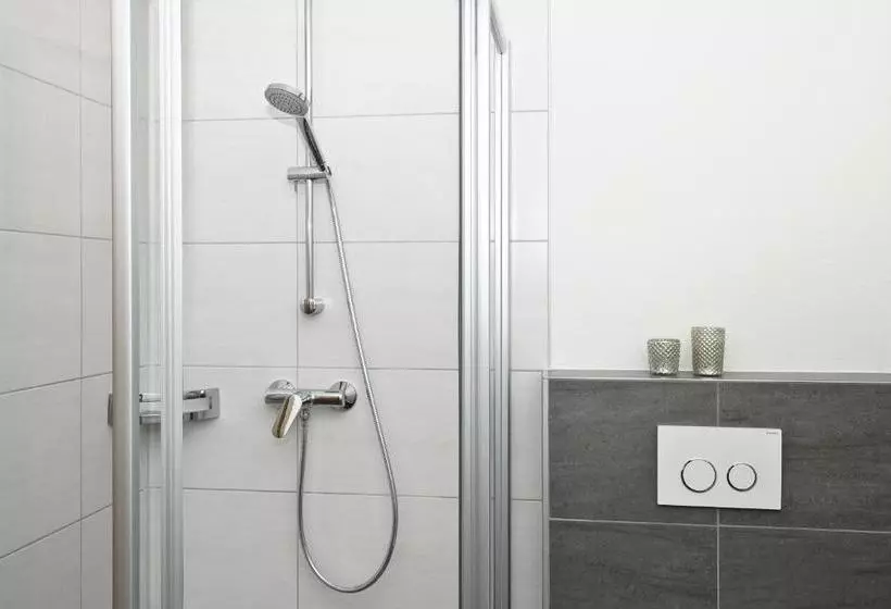 Отель Gasthaus Bacher