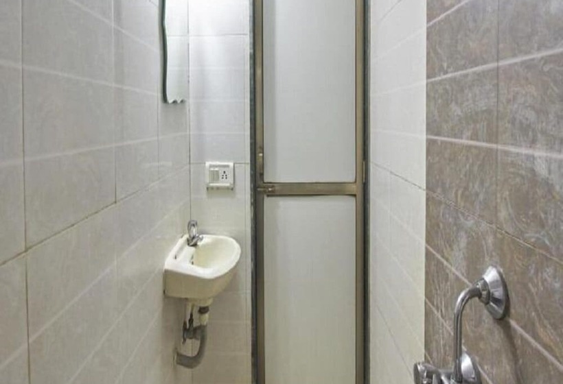 Hotel Balas Residency