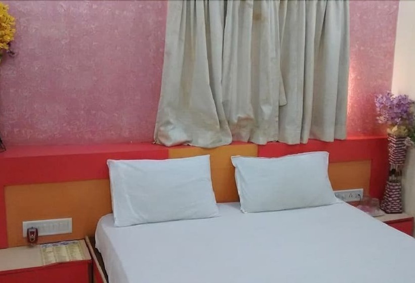 Hotel Balas Residency